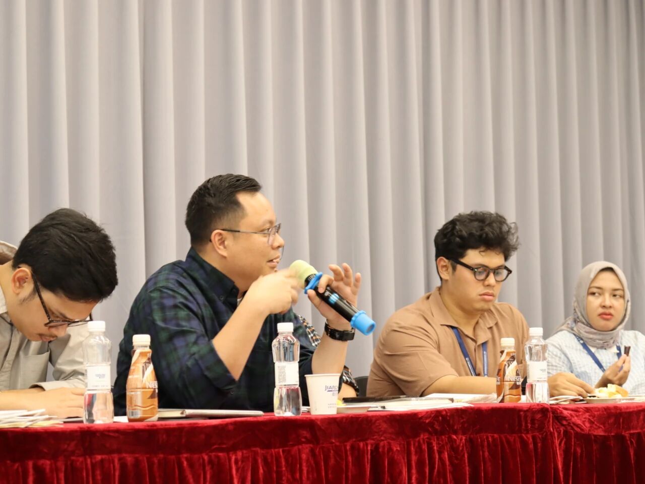 ����ϣ��������ַ���ս������ֳ�